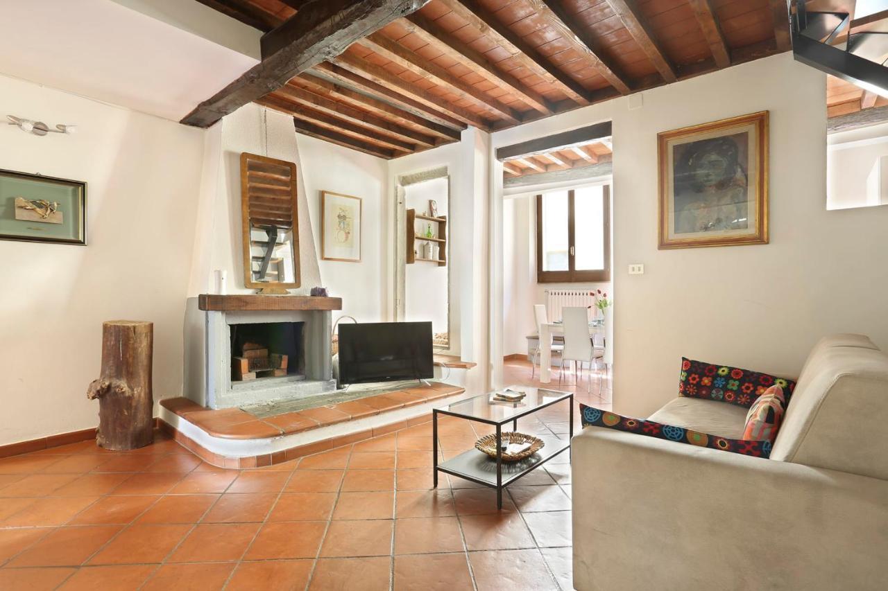 Tornabuoni Apartment- Hosted By Sweetstay Floransa Dış mekan fotoğraf